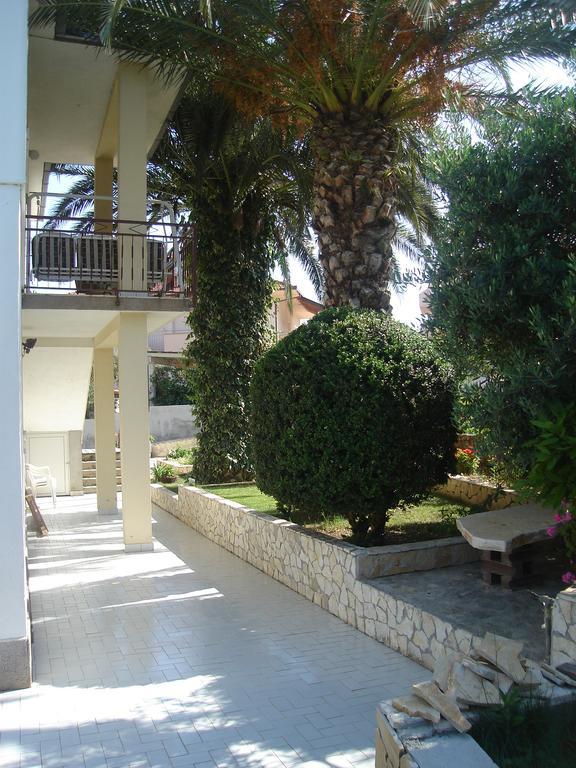Apartments Marina Traù Esterno foto