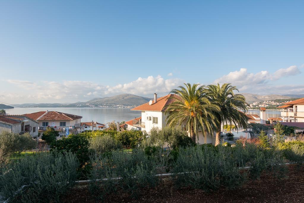 Apartments Marina Traù Esterno foto
